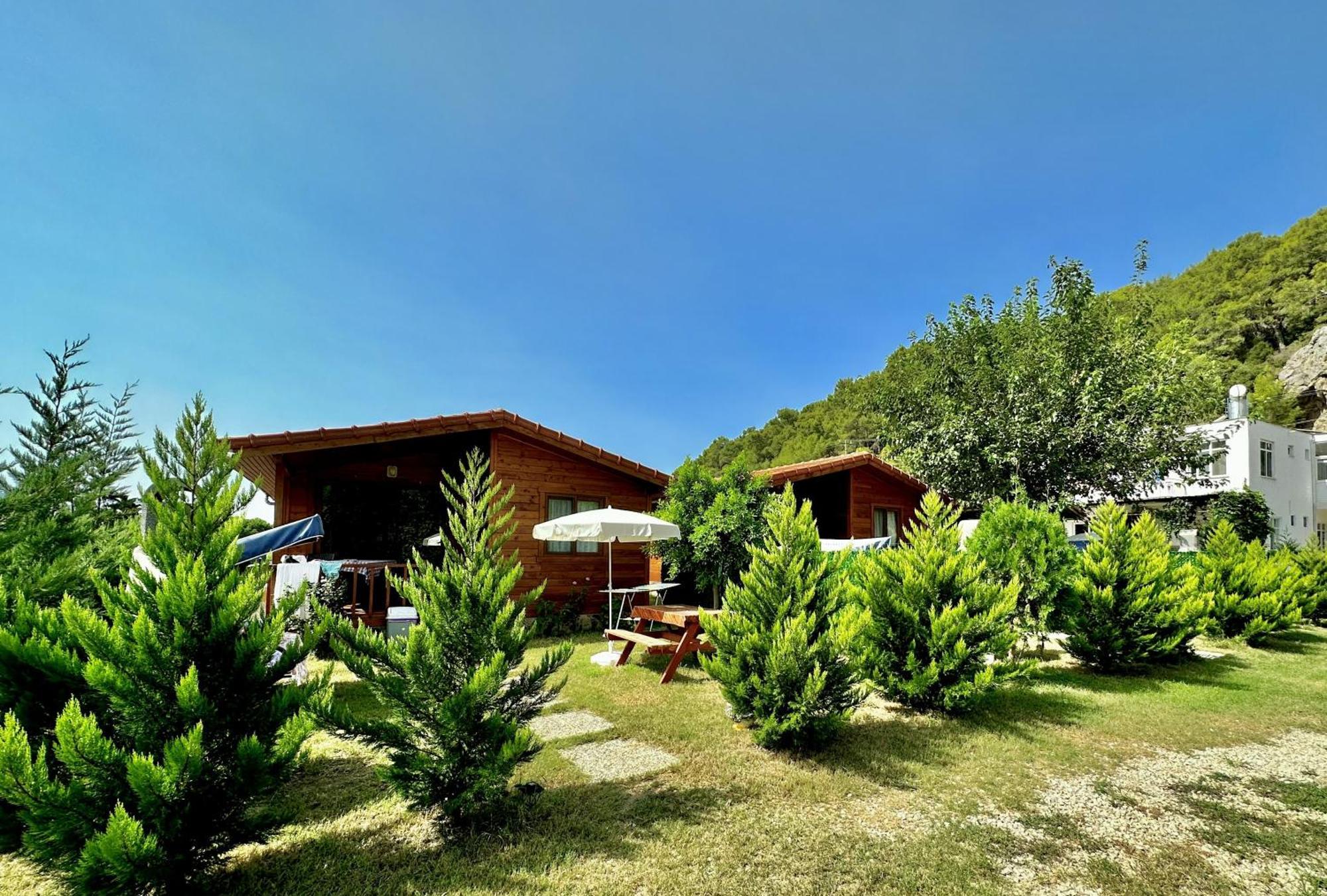 كاراوز Hurmalik Apart Evleri-Very Close To The Sea Large Garden Bungalow With Barbecue And Swing المظهر الخارجي الصورة